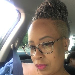 Meet your Posher, Kyla